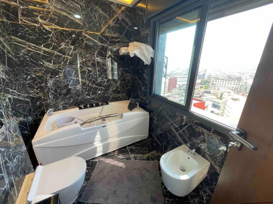 Royale Duplexe Pleine Centre Tanger公寓 外观 照片